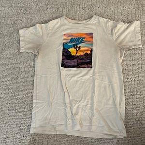 🌅🌅NIKE TEE🌅🌅